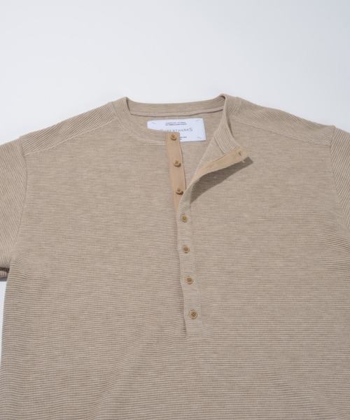 SUPERTHANKS(スーパーサンクス)の「バックプリント ヘンリーネックロングスリーブ Waffle henley neck L/S T-shirt (back print)(Tシャツ/カットソー・メンズ・グレー/ピンク/ベージュ/ブラック・L/S/M)」の7枚目の写真