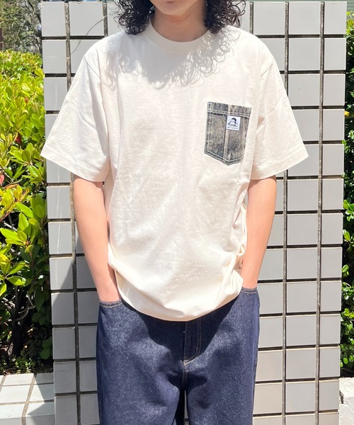 BEN DAVIS(ベンデイビス)の「WEGO/【WEB限定】BENDAVIS デニムポケットT(Tシャツ/カットソー・メンズ・ホワイト/オフホワイト/ブラック・MEDIUM/LARGE)」の2枚目の写真