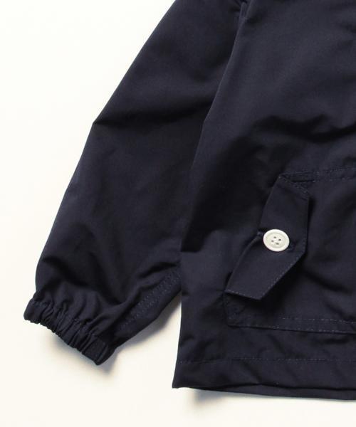 ARCH & LINE(アーチアンドライン)の「ARCH&LINE / ポケッタブル パーカ (95~135cm)(ブルゾン・キッズ・ネイビー・105/125/115/95)」の5枚目の写真