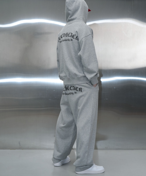 PITCHBLACK（ピッチブラック）の「LOGO PRINTING HOOD ZIP UP (MELANGE GREY)（パーカー・メンズ・その他・MEDIUM/LARGE/X-LARGE）」の4枚目の写真
