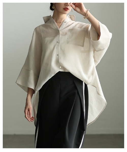 Sawa a la mode（サワアラモード）の「バックスリットシアービッグシャツ（シャツ/ブラウス・レディース・ライトベージュ/ブラック・FREE）」の9枚目の写真