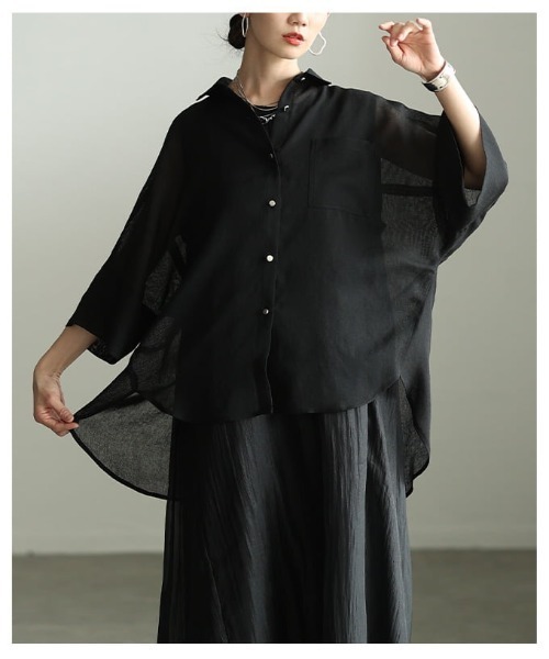 Sawa a la mode（サワアラモード）の「バックスリットシアービッグシャツ（シャツ/ブラウス・レディース・ライトベージュ/ブラック・FREE）」の13枚目の写真