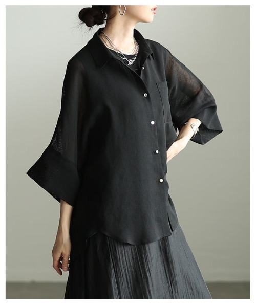 Sawa a la mode（サワアラモード）の「バックスリットシアービッグシャツ（シャツ/ブラウス・レディース・ライトベージュ/ブラック・FREE）」の14枚目の写真