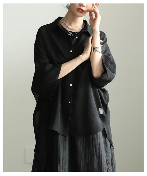Sawa a la mode（サワアラモード）の「バックスリットシアービッグシャツ（シャツ/ブラウス・レディース・ライトベージュ/ブラック・FREE）」の16枚目の写真