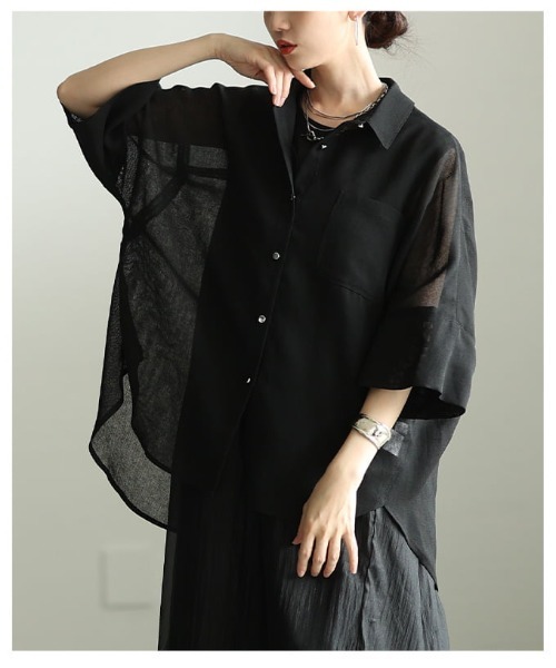 Sawa a la mode（サワアラモード）の「バックスリットシアービッグシャツ（シャツ/ブラウス・レディース・ライトベージュ/ブラック・FREE）」の17枚目の写真