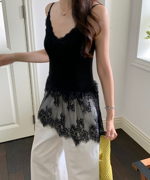 HAILY(ヘイリー)の「レースペプラム切替カップ付きキャミソール(キャミソール・レディース・ホワイト/アイボリー/ブラック・FREE)」の18枚目の写真