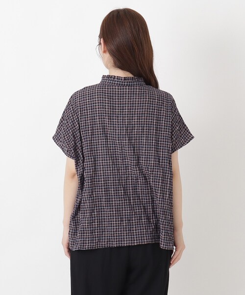 one'sterrace（ワンズテラス）の「衿フリル フレンチスリーブチェックシャツ（シャツ/ブラウス・レディース・ネイビー系5/グレー系その他7/アイボリー系8/ダークブラウン系8・02）」の17枚目の写真