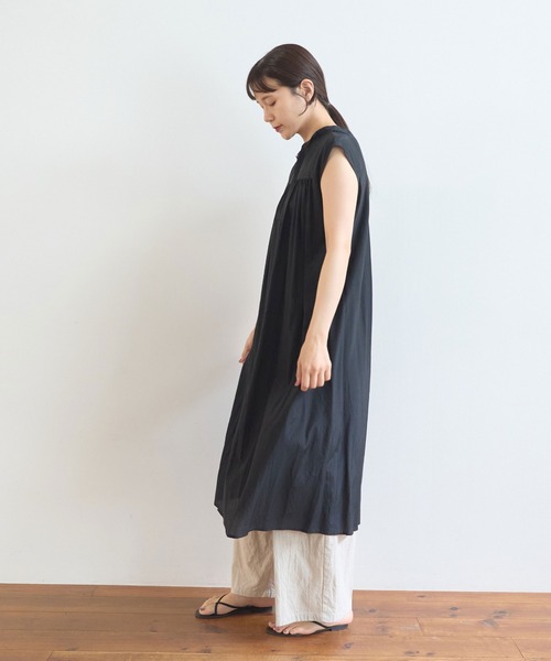 yuni(ユニ )の「100/1C Cu 2way gather SH-OP(ワンピース・レディース・グレー/ブラック・FREE)」の6枚目の写真