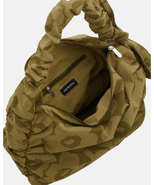 marimekko(マリメッコ)の「Utu Unikko / Crossbody bag L(ショルダーバッグ・レディース・オレンジ/グリーン/ブラック・FREE)」の11枚目の写真