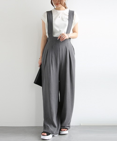and it_(アンドイット)の「ワイドサロペット(サロペット/オーバーオール・レディース・チャコール/ブラック・M)」の9枚目の写真
