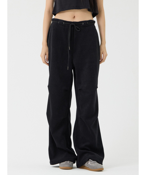 VADEFY(ヴァデファイ)の「タックノンオビローライズパンツ、ブラック(その他パンツ・レディース・その他・ONE SIZE)」の5枚目の写真