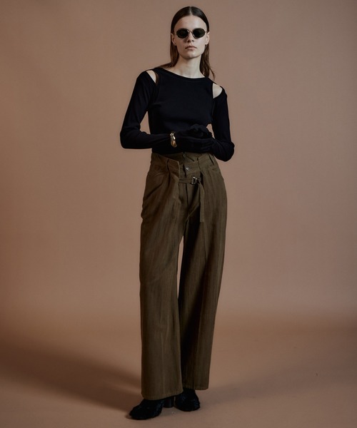 MAISON SPECIAL(メゾンスペシャル)の「【2026Autumn PRE-ORDER】Double-Waist Wide Tuck Pants/ダブルウエストワイドタックパンツ(その他パンツ・レディース・ブラック/カーキ・38/36)」の4枚目の写真
