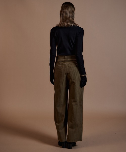 MAISON SPECIAL(メゾンスペシャル)の「【2026Autumn PRE-ORDER】Double-Waist Wide Tuck Pants/ダブルウエストワイドタックパンツ(その他パンツ・レディース・ブラック/カーキ・38/36)」の8枚目の写真