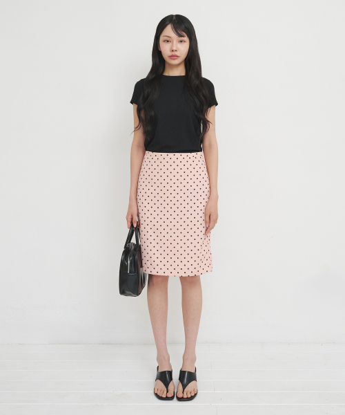 LOTSYOU(ロッツユー)の「lotsyou_Darlene Mid Skirt Light Pink(スカート・レディース・その他・SMALL/MEDIUM)」の2枚目の写真