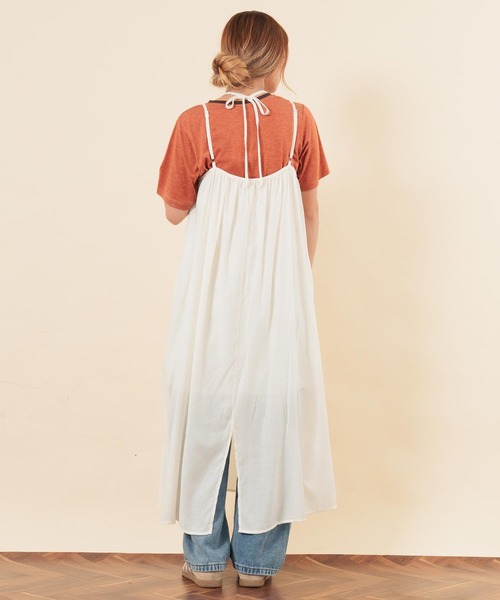 anap mimpi(アナップミンピ)の「エアリーロングキャミワンピース(ワンピース・レディース・ブラック/ダークブラウン/アイボリー・F)」の7枚目の写真