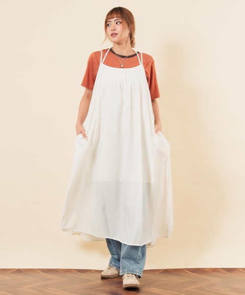 anap mimpi(アナップミンピ)の「エアリーロングキャミワンピース(ワンピース・レディース・ブラック/ダークブラウン/アイボリー・F)」の19枚目の写真