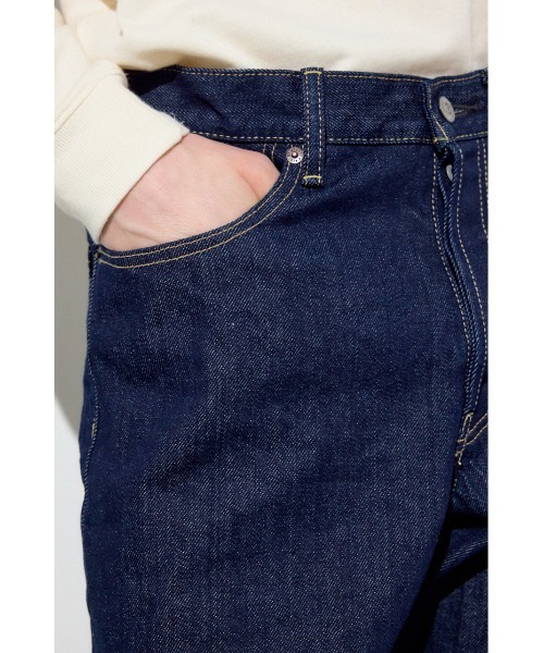 AZUL by moussy(アズールバイマウジー)の「【セットアップ対応】AZUL DENIM ルーズストレート デニム ジーンズ ロングパンツ(デニムパンツ・メンズ・ワンウォッシュ/ブルー・34inch/32inch/30inch/28inch)」の6枚目の写真