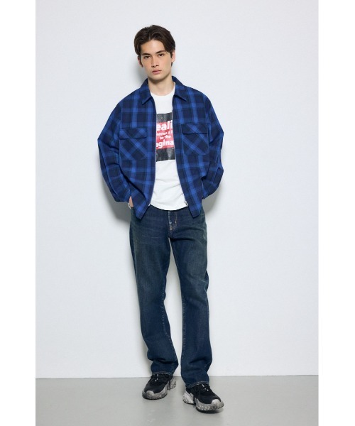 AZUL by moussy(アズールバイマウジー)の「【セットアップ対応】AZUL DENIM ルーズストレート デニム ジーンズ ロングパンツ(デニムパンツ・メンズ・ワンウォッシュ/ブルー・34inch/32inch/30inch/28inch)」の21枚目の写真