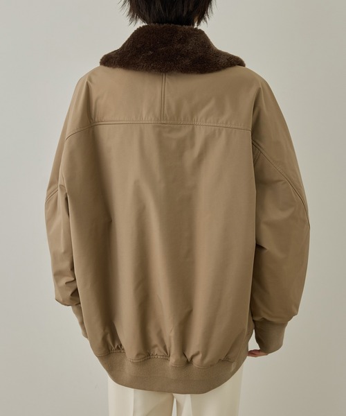SALON adam et rope'(サロン アダム エ ロペ)の「FURLO DOWN 2WAYフライトジャケット / ファーロダウン(ダウンジャケット/コート・レディース・ベージュ/ブラック・FREE)」の13枚目の写真