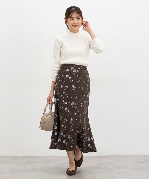 Honeys(ハニーズ)の「花柄マーメイドスカート(スカート・レディース・アイボリー系1/ブラウン系1/パープル系1・3L/L/LL/M/S)」の8枚目の写真