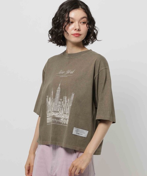 niko and...(ニコアンド)の「【WILLIAM B.ELIOTT】NYCTシャツ(Tシャツ/カットソー・レディース・オフホワイト/ブラウン・MEDIUM/LARGE)」の13枚目の写真