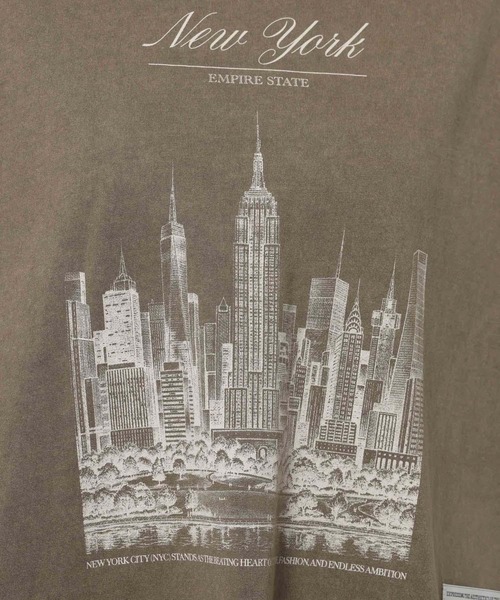 niko and...(ニコアンド)の「【WILLIAM B.ELIOTT】NYCTシャツ(Tシャツ/カットソー・レディース・オフホワイト/ブラウン・MEDIUM/LARGE)」の17枚目の写真