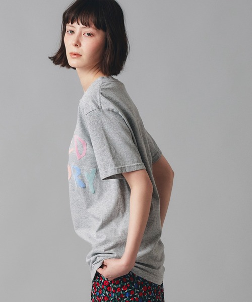 AT THE TRNK(アットザトランク)の「カラフルフロッキー プリント Tシャツ AT THE TRNK(Tシャツ/カットソー・レディース・グレー/ピンク・M)」の8枚目の写真