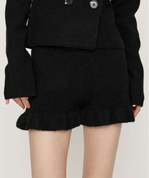 SLY(スライ)の「FRILL KNIT S/PT フリルニットショートパンツ 秋服 ニットパンツ(スラックス・レディース・ブラック/ベージュ/ダークグレー・FREE)」の1枚目の写真