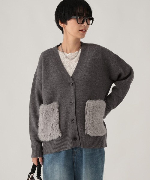 Elura(エルーラ)の「ポケットファーカーディガン/1078740(カーディガン/ボレロ・レディース・チャコールグレー/ホワイト・FREE)」の10枚目の写真