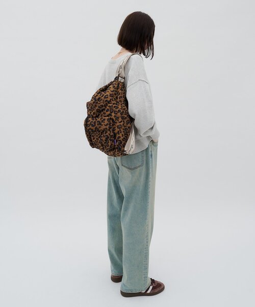 CIAOPANIC TYPY(チャオパニックティピー)の「:ZOZO限定【MumME】肩掛け/リュック使用可能!多収納2WAYBAG(バックパック/リュック・レディース・ホワイト/ブラック/キャメル・ONE SIZE)」の5枚目の写真