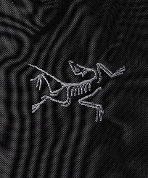 ARC'TERYX(アークテリクス)の「ARC’TERYX/アークテリクス ヴェロ20 バックパック/Verro 20 Backpack(バックパック/リュック・メンズ・ブラック・ONE SIZE)」の5枚目の写真
