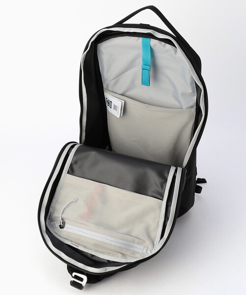 ARC'TERYX(アークテリクス)の「ARC’TERYX/アークテリクス ヴェロ20 バックパック/Verro 20 Backpack(バックパック/リュック・メンズ・ブラック・ONE SIZE)」の12枚目の写真
