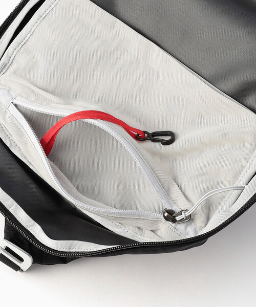ARC'TERYX(アークテリクス)の「ARC’TERYX/アークテリクス ヴェロ20 バックパック/Verro 20 Backpack(バックパック/リュック・メンズ・ブラック・ONE SIZE)」の13枚目の写真