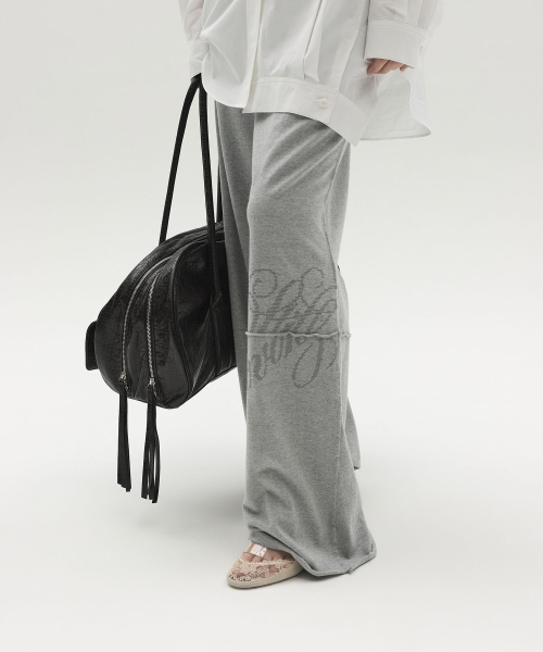 LCDC TM(エルシーディーシーティーエム)の「ARCH LONG SHOULDER BAG_LARGE (BROWN)(ショルダーバッグ・レディース・その他・OS)」の8枚目の写真
