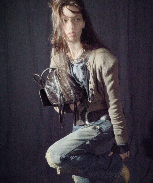 LCDC TM(エルシーディーシーティーエム)の「ARCH LONG SHOULDER BAG_LARGE (BROWN)(ショルダーバッグ・レディース・その他・OS)」の9枚目の写真