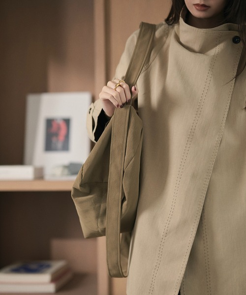 LAULEN(ローレン)の「soft drape shoulder bag /ソフトドレープショルダーバッグ(ショルダーバッグ・レディース・ブラウン/ベージュ/カーキ・FREE)」の9枚目の写真