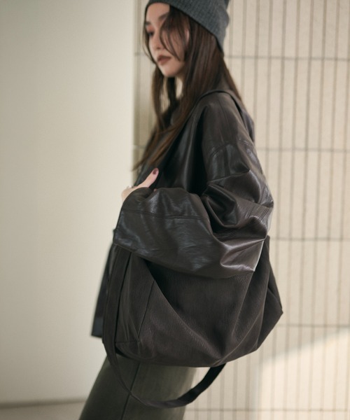 LAULEN(ローレン)の「soft drape shoulder bag /ソフトドレープショルダーバッグ(ショルダーバッグ・レディース・ブラウン/ベージュ/カーキ・FREE)」の18枚目の写真