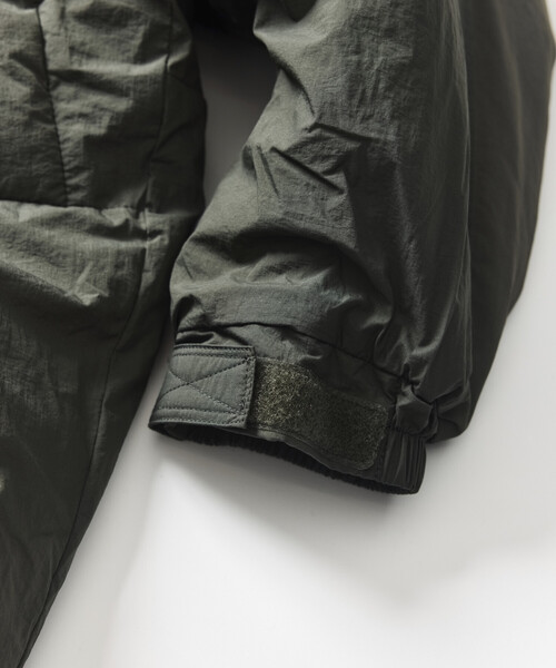 FREAK'S STORE（フリークスストア）の「PRIMALOFT MONSTER COAT/プリマロフト モンスターコート（ブルゾン・メンズ・ブラック/チャコールグレー/グリーン/セージグリーン・SMALL/LARGE/MEDIUM）」の12枚目の写真