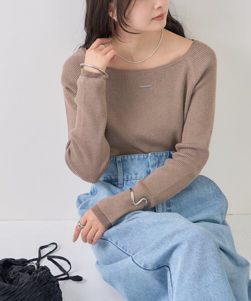 mystic(ミスティック)の「【ZOZO限定REVIAL】プレート付きクルーリブニット(ニット/セーター・レディース・ブラウン/アイボリー/ブラック・FREE)」の5枚目の写真