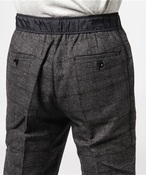 DIESEL(ディーゼル)の「00SVH30PAOC(その他パンツ・メンズ・グレー/ダークグレー・MEDIUM/X-LARGE/SMALL/LARGE/X-SMALL)」の11枚目の写真