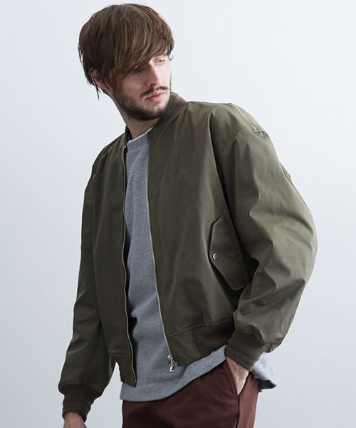 UNITED TOKYO（ユナイテッドトウキョウ）の「ラバースムースボンバー  