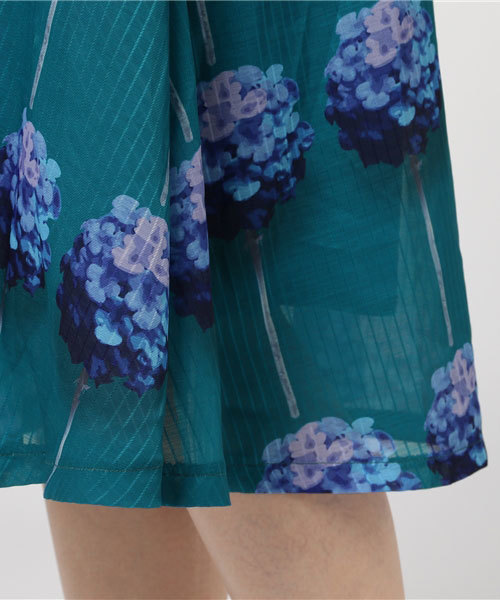 merlot plus（メルロープリュス）の「ストライプフラワー柄ウエストマークワンピース5925（ワンピース・レディース・ピンク/ブラック/ブルーグリーン・FREE）」の6枚目の写真