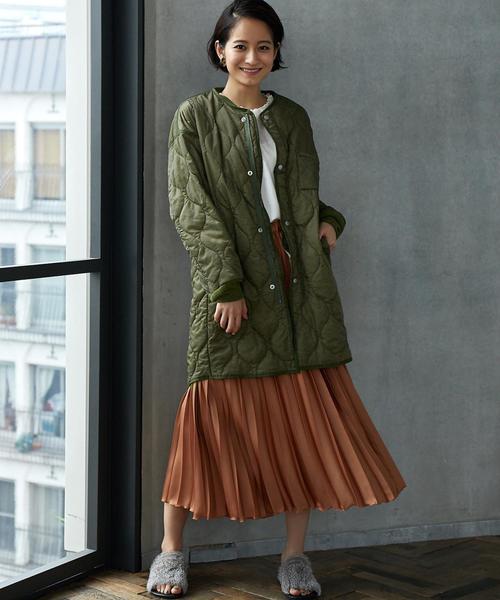 green label relaxing（グリーンレーベルリラクシング）の「[WEB限定] CB ウラサーマルキルティング ロング ジャケット ◆（ミリタリージャケット・レディース・ブラック/オリーブ・38/36）」の11枚目の写真