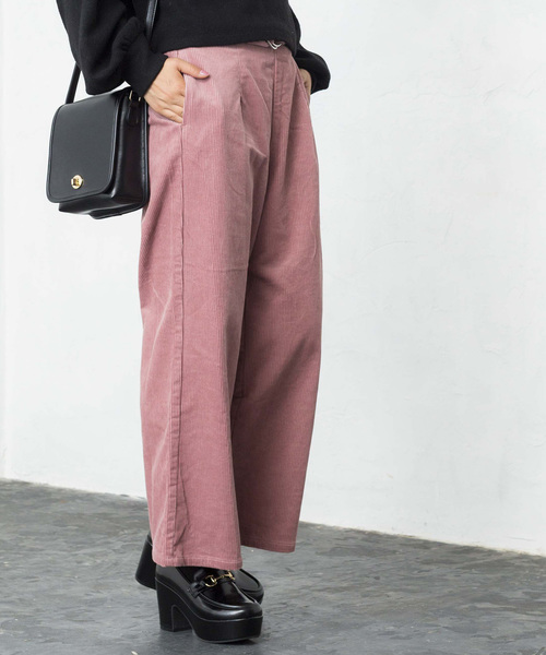WEGO(ウィゴー)の「WEGO/コーデュロイワイドパンツ(その他パンツ・レディース・ダークブラウン/ブラック/ワイン/ブラウン/ピンク/ライトピンク/ライトベージュ/グリーン系その他・LARGE/MEDIUM/SMALL)」の6枚目の写真