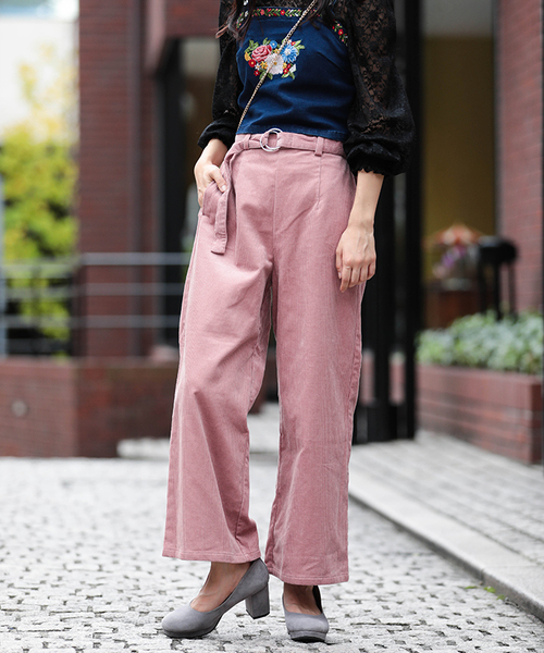 WEGO(ウィゴー)の「WEGO/コーデュロイワイドパンツ(その他パンツ・レディース・ダークブラウン/ブラック/ワイン/ブラウン/ピンク/ライトピンク/ライトベージュ/グリーン系その他・LARGE/MEDIUM/SMALL)」の20枚目の写真