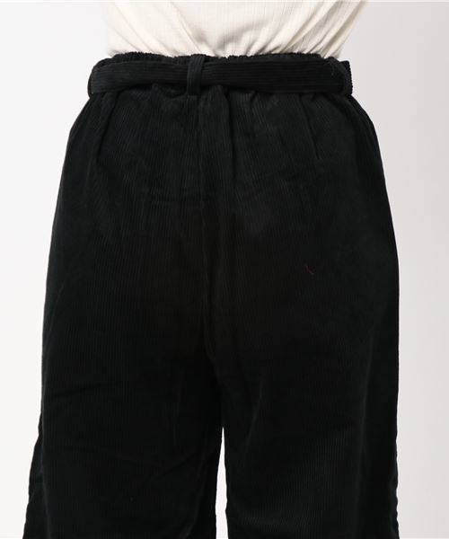 WEGO(ウィゴー)の「WEGO/コーデュロイワイドパンツ(その他パンツ・レディース・ダークブラウン/ブラック/ワイン/ブラウン/ピンク/ライトピンク/ライトベージュ/グリーン系その他・LARGE/MEDIUM/SMALL)」の12枚目の写真
