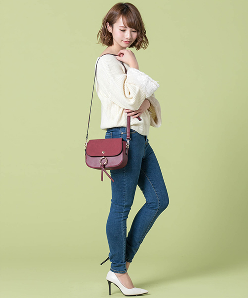 Edit Sheen（エディットシーン）の「リングデザインフラップミニショルダー（ショルダーバッグ・レディース・ブラック/ネイビー/ボルドー/キャメル/グレー・FREE）」の8枚目の写真