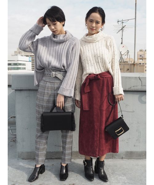 MURUA(ムルーア)の「ワイドリブオフタートル(ニット/セーター・レディース・ライトグレー/ピンク/その他1・FREE)」の5枚目の写真
