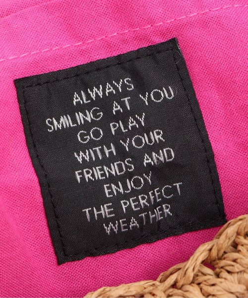 BREEZE（ブリーズ）の「ぽんぽん付きショルダーペーパーBAG（ショルダーバッグ・キッズ・ブラック/オフホワイト/レインボー・FREE）」の12枚目の写真