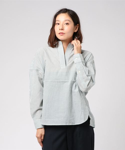 earth music&ecology（アースミュージックアンドエコロジー）の「イロイロコットンスキッパーシャツ ●（シャツ/ブラウス・レディース・ベージュ/ネイビー/オフホワイト/カーキ/グリーン/イエロー系その他/グレー系その他3/ベージュ系その他4/グリーン系その他5/ブルー系その他4/ブルー系その他5/レッド系その他7・FREE）」の6枚目の写真